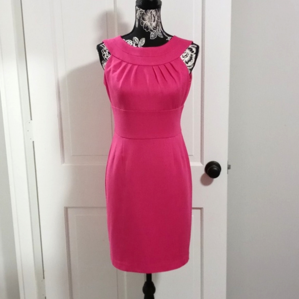 💞Trina Turk💞 - Fuchsia Grecian Style Neckline Sleeveless Dress
